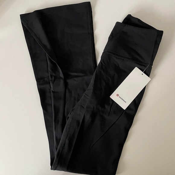 NWT Lululemon Align Flare Leggings - Picture 3 of 4